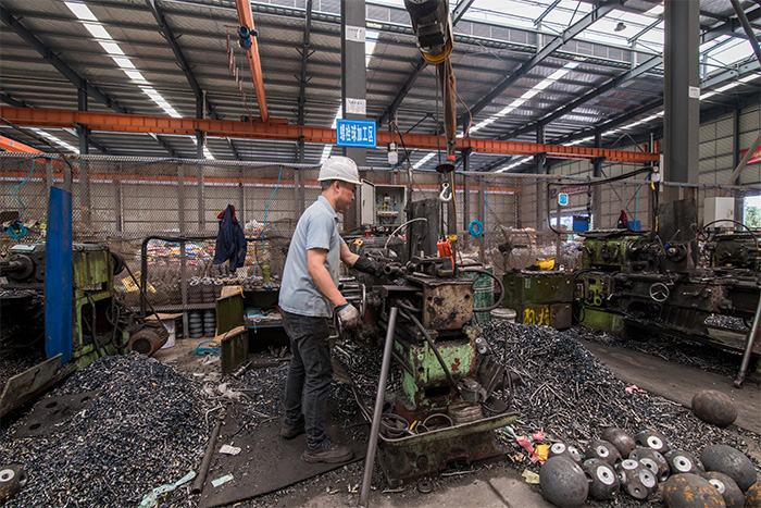 十堰网架配件-螺栓球加工车间