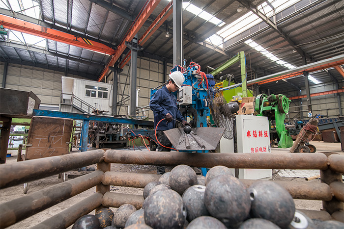 十堰网架配件-螺栓球加工车间